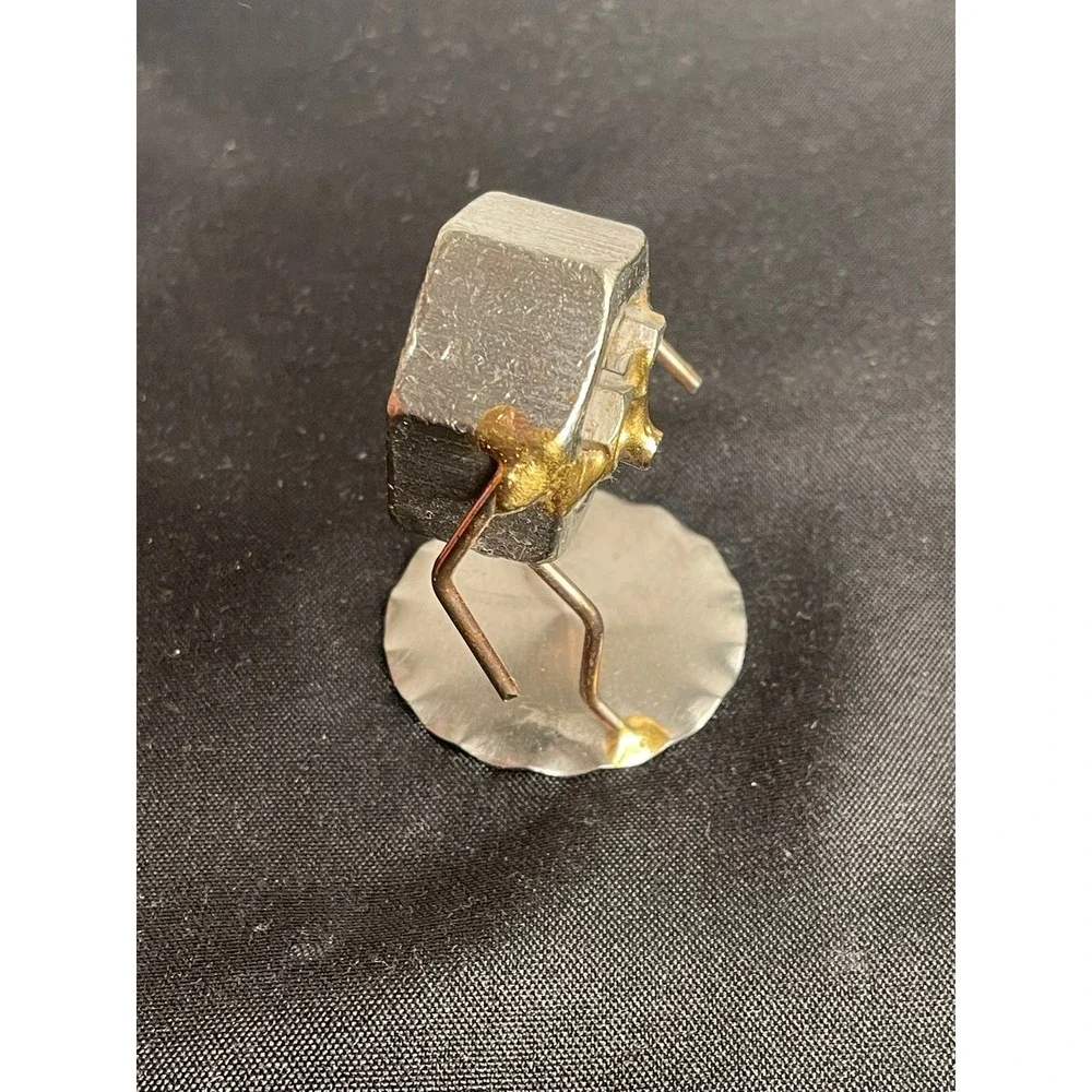 Handmade Metal Nut Robot Figurine Desk Decor‎ Novelty Gift